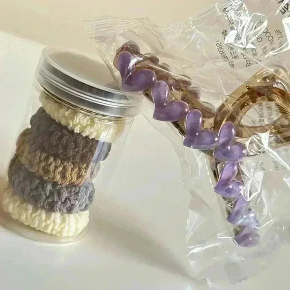 Hair Accessories 8 Pieces Bundle Set - Picture 3 of 9